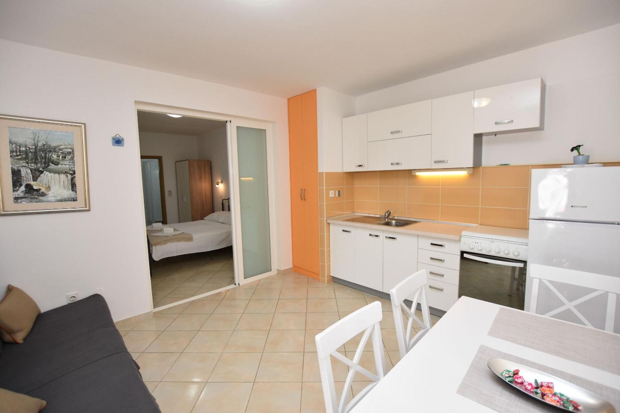 Apartments Eva Primosten Room photo